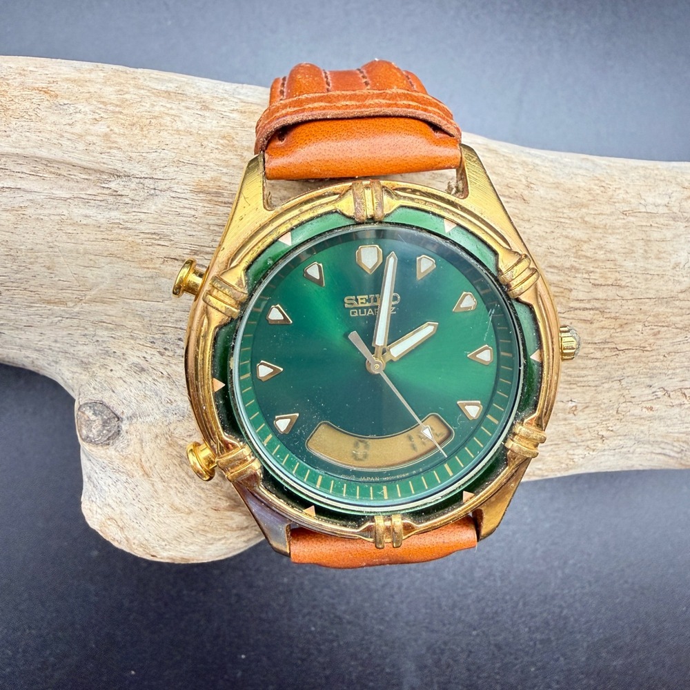 Seiko H801-6098 Ana-Digi Vintage Watch Green Dial Gold Tone Leather Strap Mens